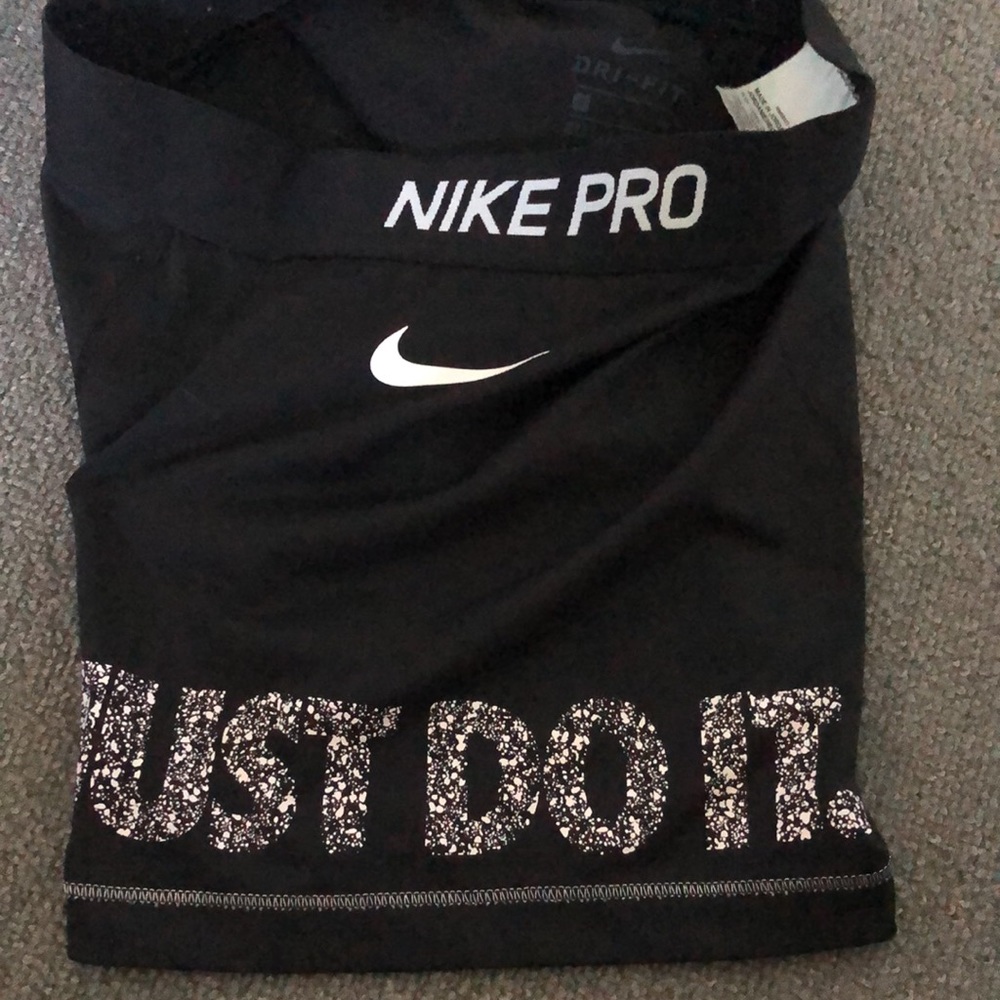 Sold - Picture 3 of 6